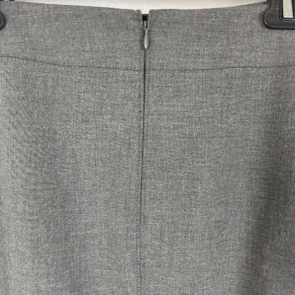 Ann Taylor Loft Casual Pencil Knee Length Skirt Size 6 - Picture 4 of 7